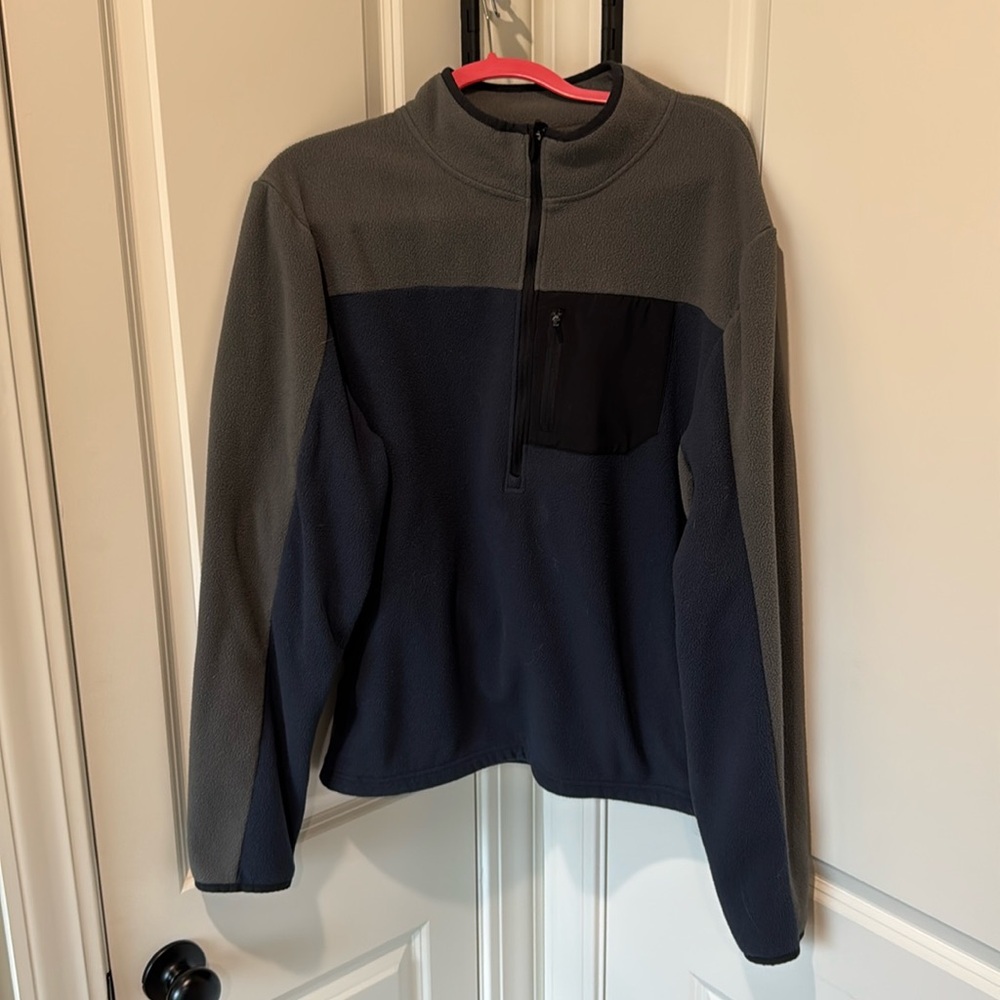 Zella quarter zip pullover